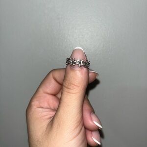 Pandora Daisy flower ring